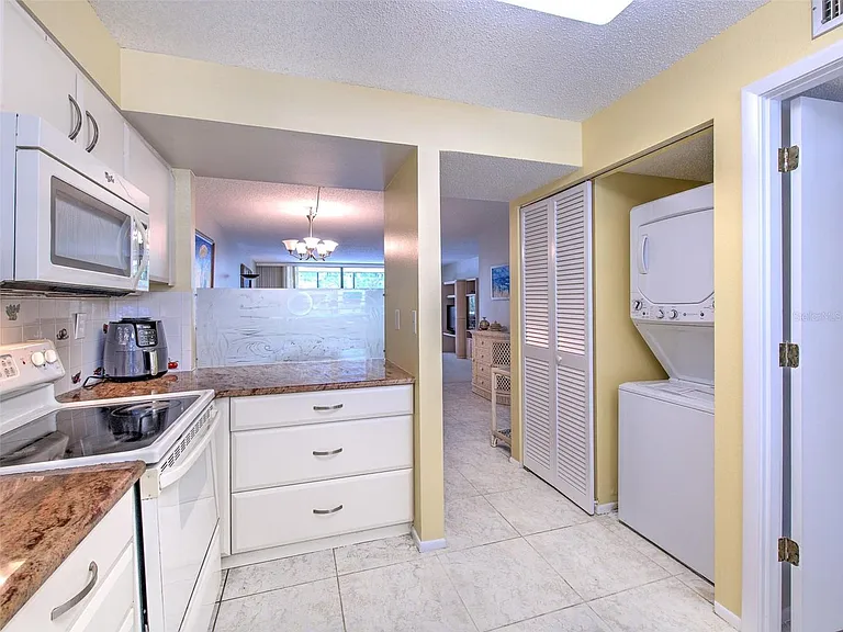 519 Bayport Way — Photo 14