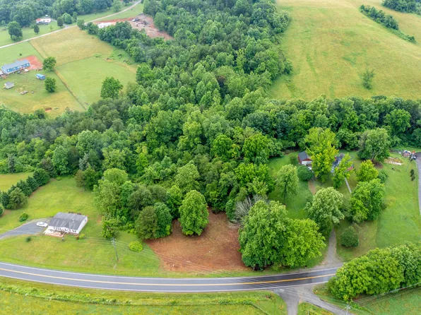 1 W Franklin St, Ferrum, VA 24088