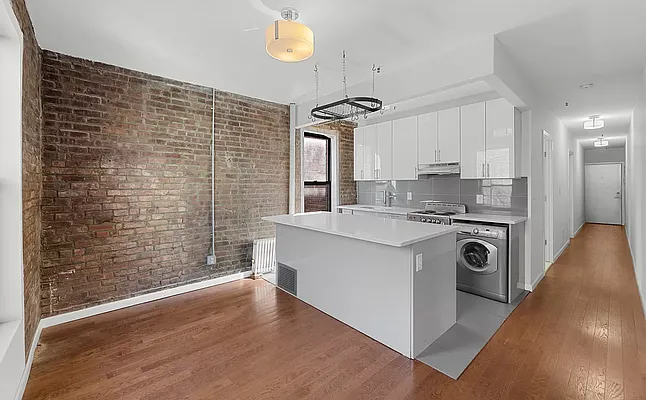 Rented by Living New York | media 17