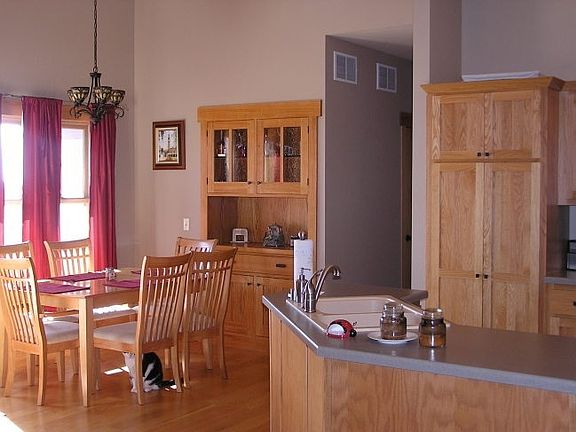 4th image of 203 W Diamond Oaks Dr