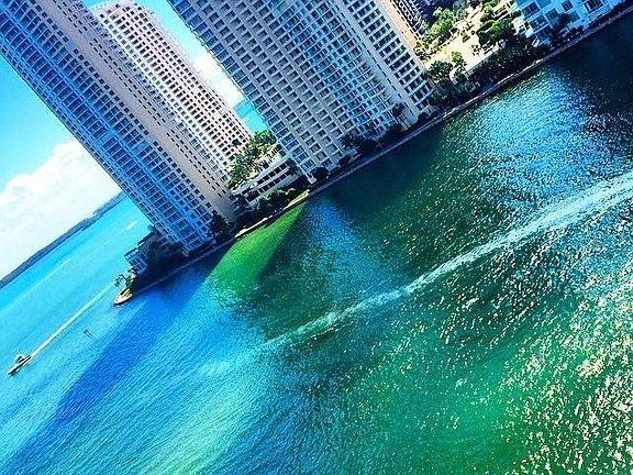 2nd image of 325 S Biscayne Blvd APT 02126