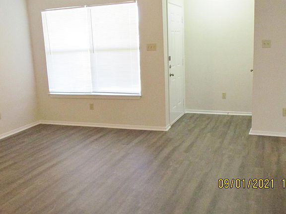 3rd image of 8139 Marydean Ave