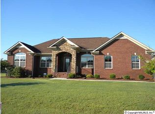 116 Laurel Bend Dr, Meridianville, AL 35759