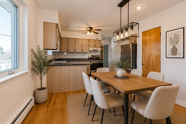 3552 N Oleander Ave #205 — Photo 8
