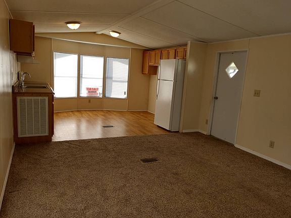 2nd image of 518 Chickadee Ct