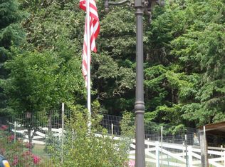 48447 McFarland Rd, Oakridge, OR 97463