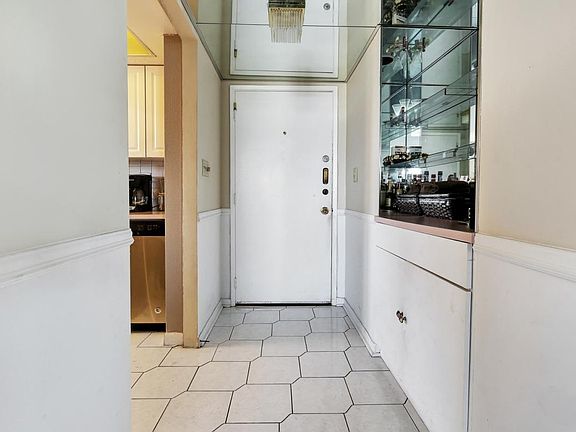 2nd image of 2881 NE 33rd Ct APT 8E