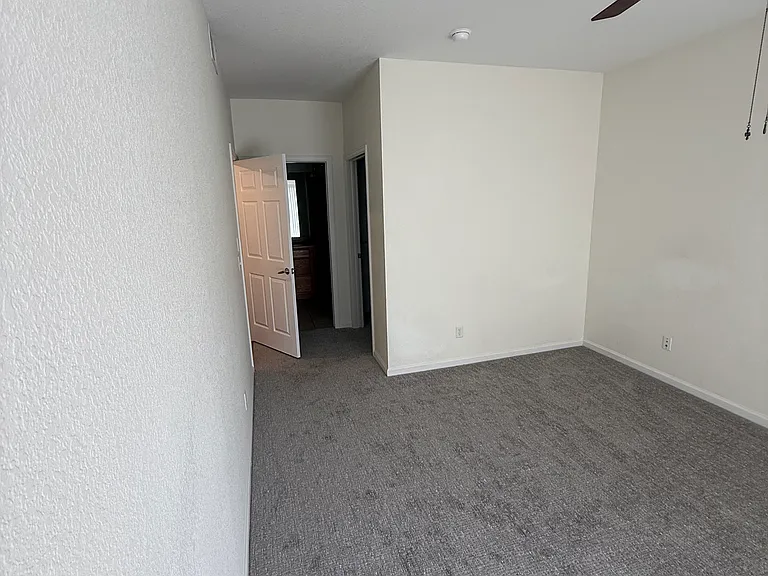 8105 E 11th Ave #4A — Photo 7