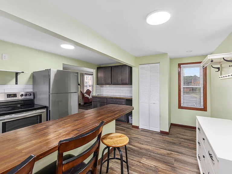 941 Leonard St NW #2 — Photo 8