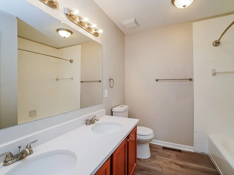 486 Rambling Brook Dr — Photo 14