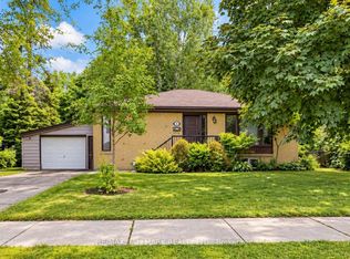 102 Murray Dr #BASEMENT, Aurora, ON L4G2C5