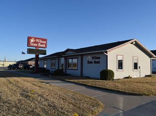 565 S Fossil St, Russell, KS 67665