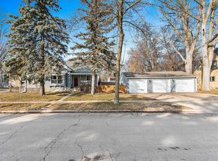 1002 N Drew St, Appleton, WI 54911