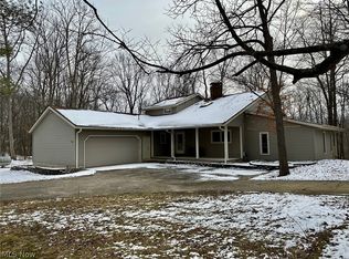 48333 Walnut Valley Rd, Wellington, OH 44090