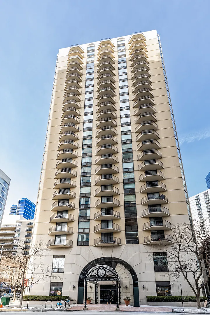 2 bed, 1250 sqft, $3,750 — Photo 1