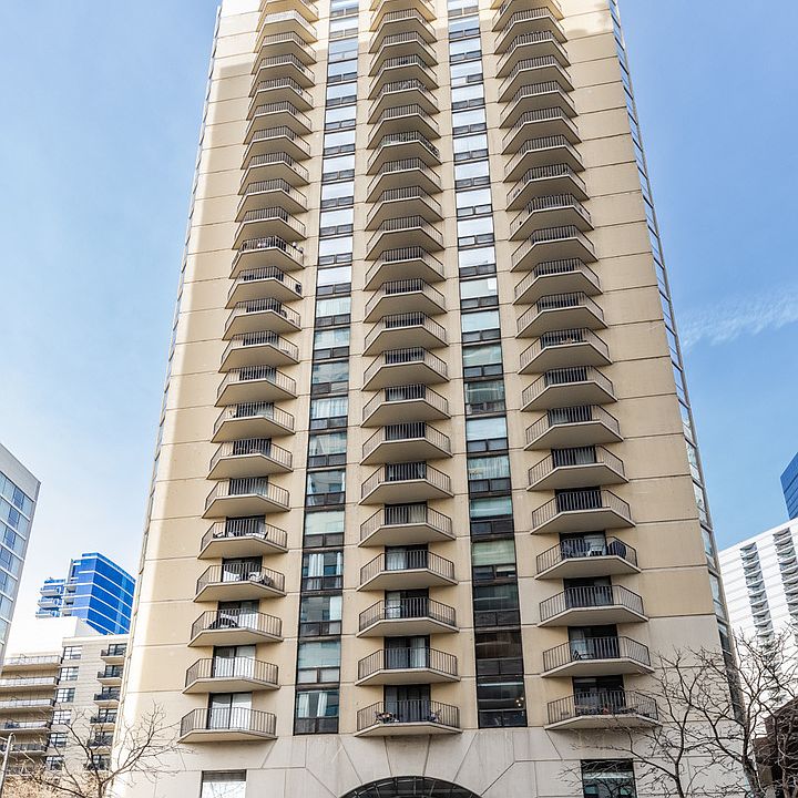 1st image of 70 W Huron St APT 802
