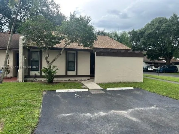 1601 NW 98th Way, Hollywood, FL 33024