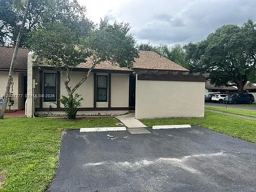 1601 NW 98th Way Photo 1
