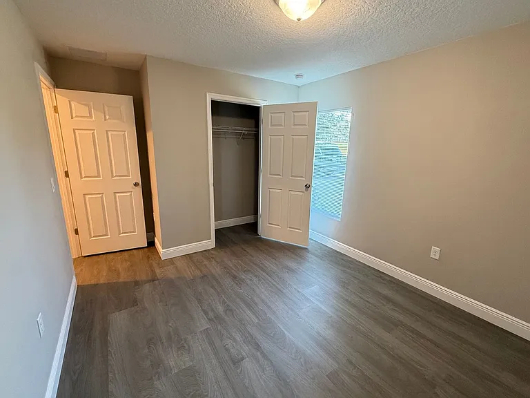 2108 South St — Photo 20