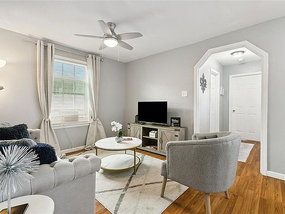 2nd image of 5436 N Derbigny St