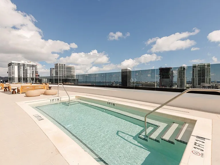 225 N Miami Ave #2304 — Photo 15