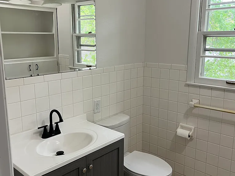 Upstairs bathroom