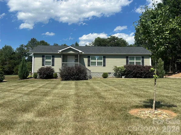 330 W Memorial Hwy, Harmony, NC 28634