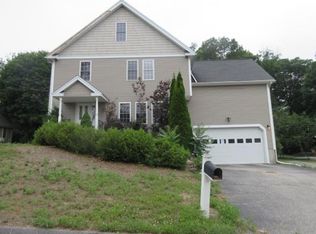 11 Gould Hill Rd, Worcester, MA 01603