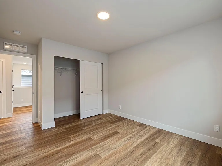 5388 Century Pl NE — Photo 25