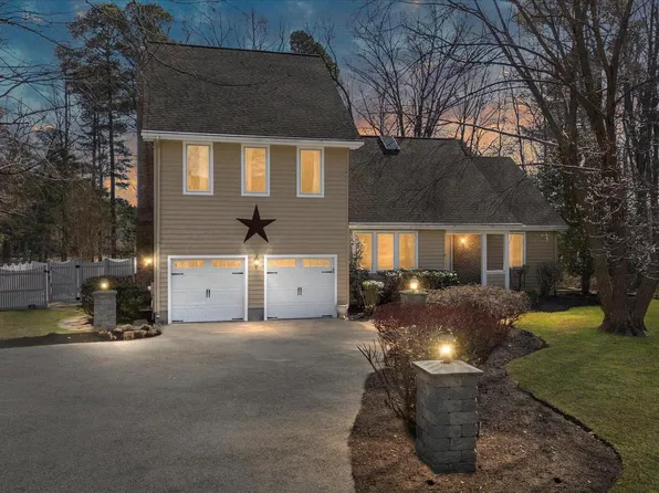 12 Fairway Is, Grasonville, MD 21638