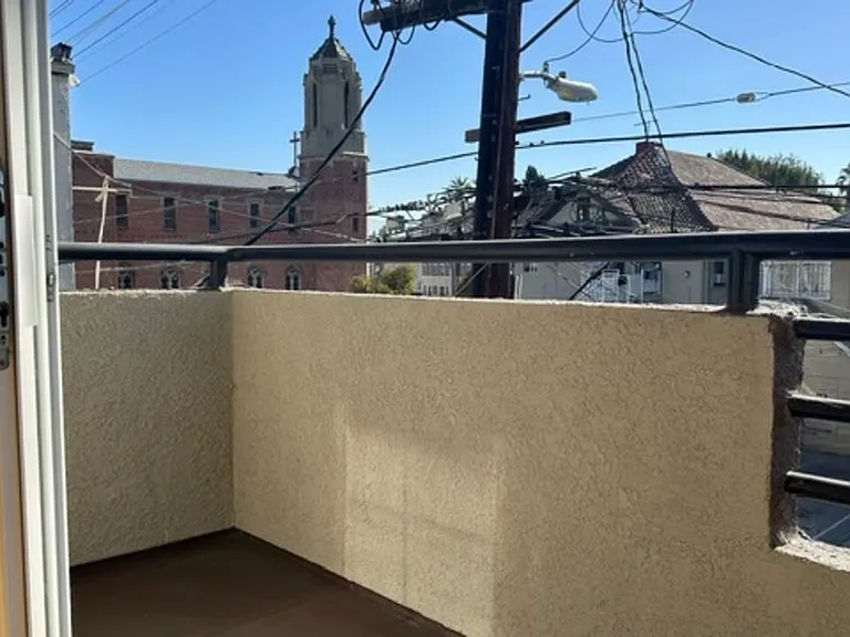 1212 Arapahoe St #305 — Photo 38