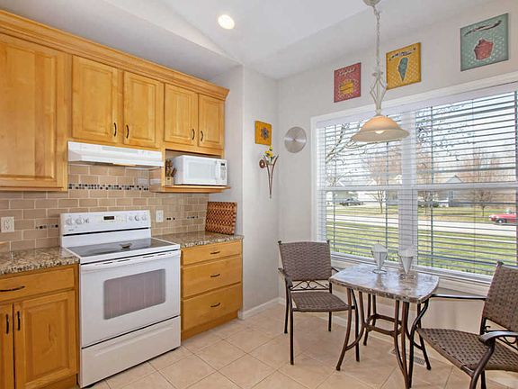 4th image of 7031 Glencreek Dr SE