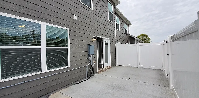 211 Ruth Way — Photo 42