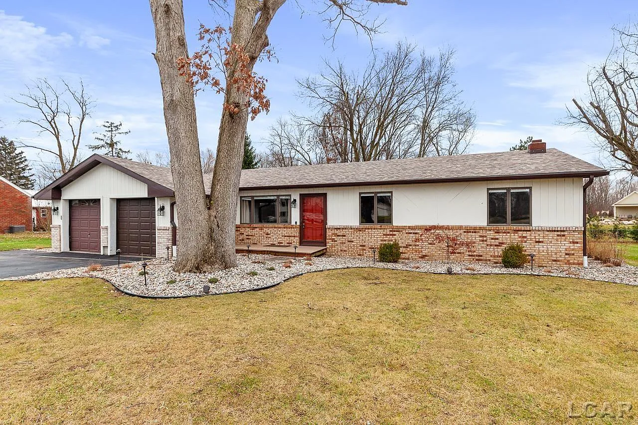 3823 Spielman Rd photo 1