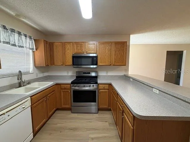 9523 SE 168th Maplesong Ln — Photo 6
