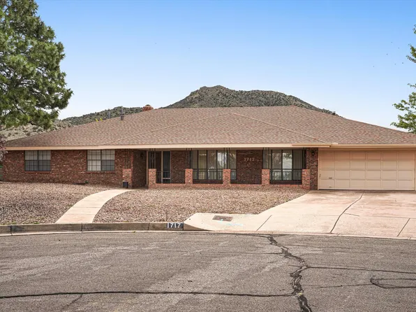 1717 Catron Ct SE, Albuquerque, NM 87123