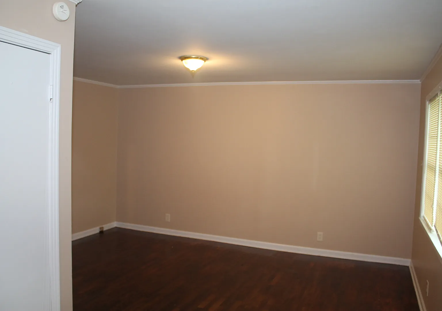620 Evans St. — Photo 2