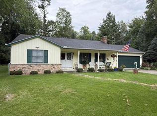 4932 Birchcrest Dr, Oscoda, MI 48750