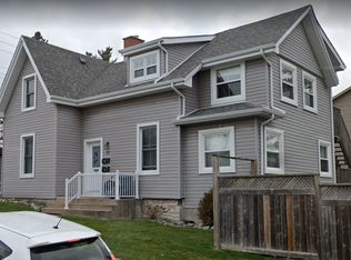 21 Baiden St #2, Kingston, ON K7M 2J7