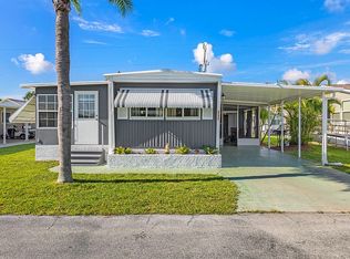 3058 Saturn Cir, North Fort Myers, FL 33903