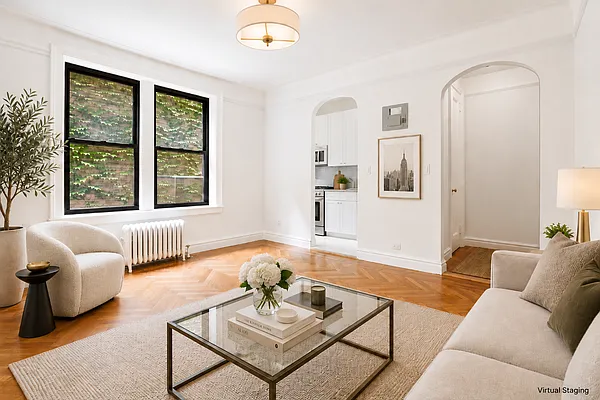 Living room, photo 1