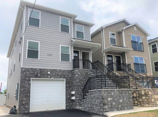 208 S 2nd St, Elizabeth, NJ 07206