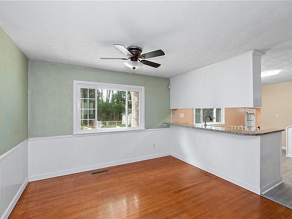 5th image of 4 Bramston Dr