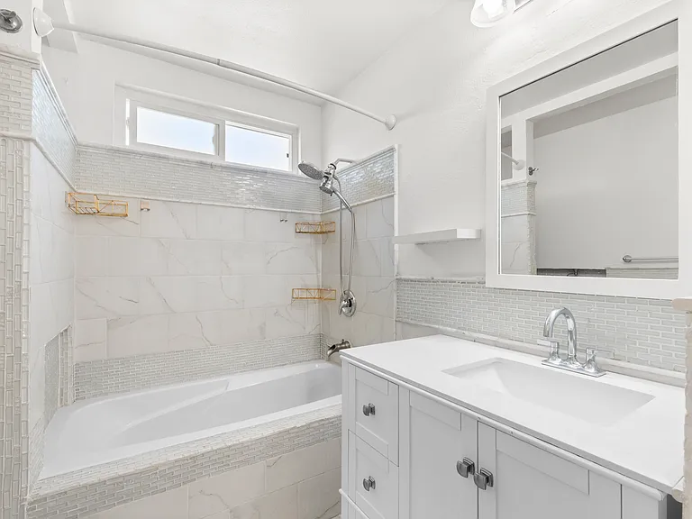 262 Securidad St — Photo 13