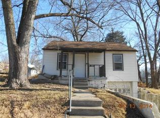 2737 Quincy Ave, Kansas City, MO 64128