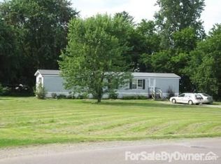 30 Liberty St, Richford, VT 05476
