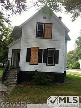 2nd image of 1333 N Park St