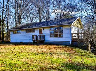 122 Gillen Rd, Middletown, NY 10940