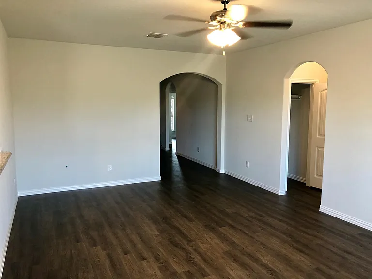 9124 Curacao Dr — Photo 16