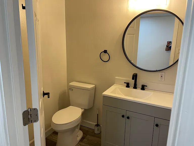 1301 Brookview Dr — Photo 12